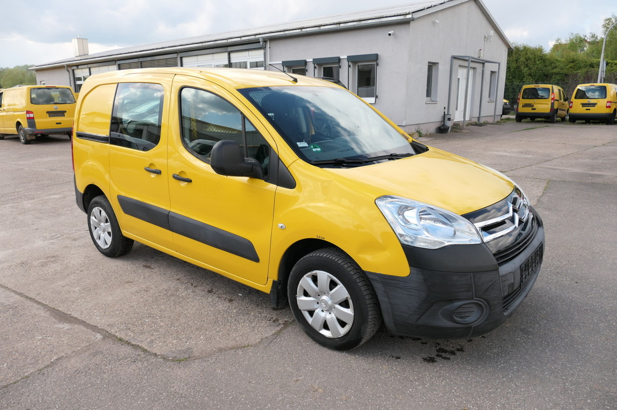 CITROEN Berlingo 16V HDI Niveau B L1 CoC PARKTRONIK 2xSC - Furgoneta pequeña: foto 2 CITROEN Berlingo 16V HDI Niveau B L1 CoC PARKTRONIK 2xSC - Furgoneta pequeña: foto 2
