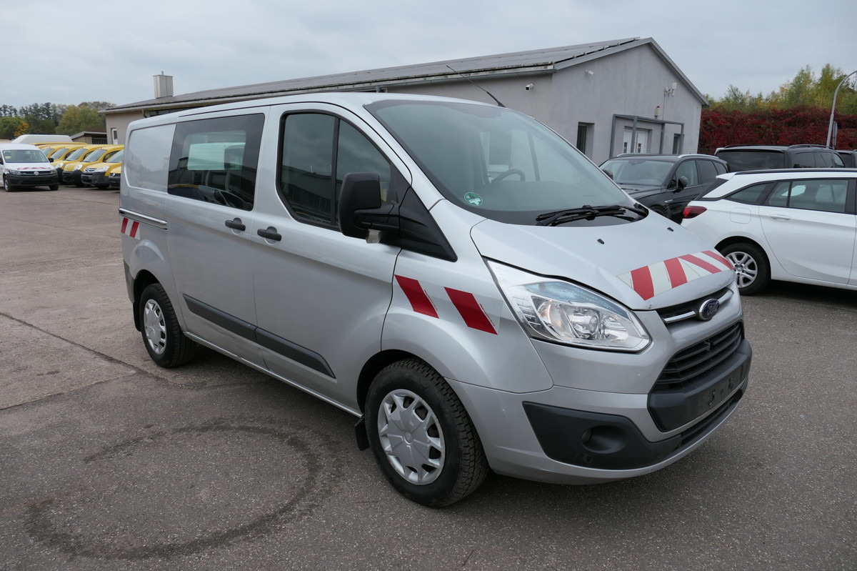 FORD Transit Custom 330 L1H1 Klima Flügeltür Tempomat - Furgoneta pequeña: foto 2 FORD Transit Custom 330 L1H1 Klima Flügeltür Tempomat - Furgoneta pequeña: foto 2