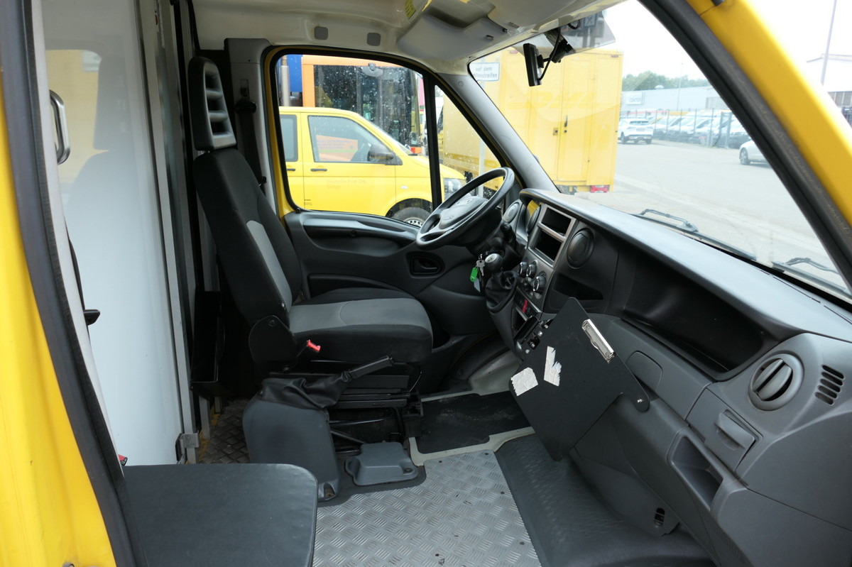 IVECO Daily 35 S11 C30C AUTOMATIK KAMERA MAXI KAMERA R - Furgoneta caja cerrada: foto 5 IVECO Daily 35 S11 C30C AUTOMATIK KAMERA MAXI KAMERA R - Furgoneta caja cerrada: foto 5