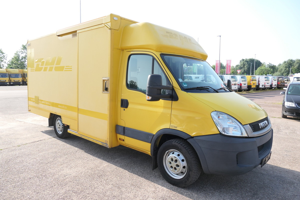 IVECO Daily 35 S11 C30C AUTOMATIK KAMERA MAXI Regale D - Furgoneta caja cerrada: foto 2 IVECO Daily 35 S11 C30C AUTOMATIK KAMERA MAXI Regale D - Furgoneta caja cerrada: foto 2