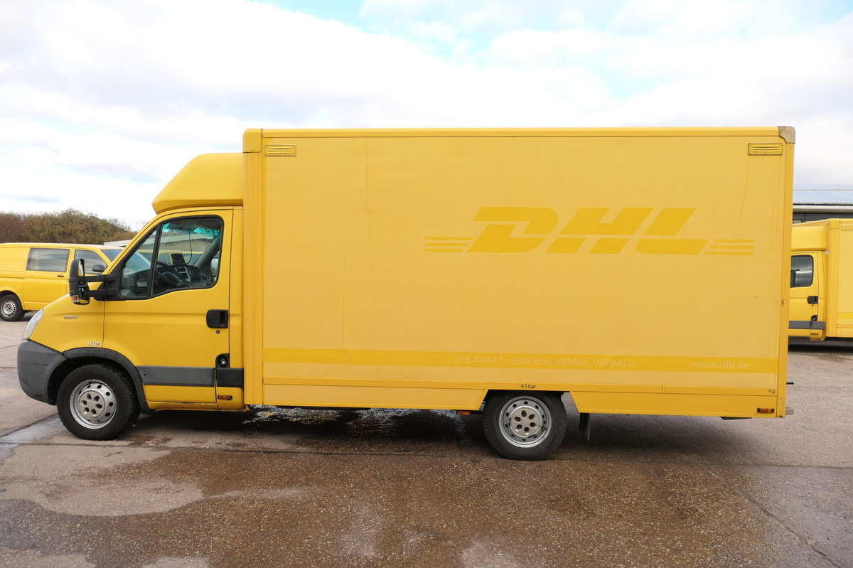 IVECO Daily 35 S11 C30C AUTOMATIK KAMERA MAXI Regale D - Furgoneta caja cerrada: foto 4 IVECO Daily 35 S11 C30C AUTOMATIK KAMERA MAXI Regale D - Furgoneta caja cerrada: foto 4