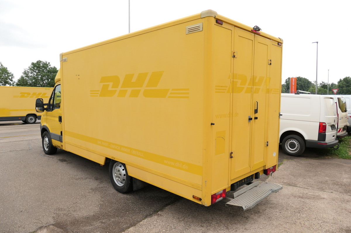 IVECO Daily 35 S11 C30C AUTOMATIK KAMERA MAXI Regale D - Furgoneta caja cerrada: foto 5 IVECO Daily 35 S11 C30C AUTOMATIK KAMERA MAXI Regale D - Furgoneta caja cerrada: foto 5