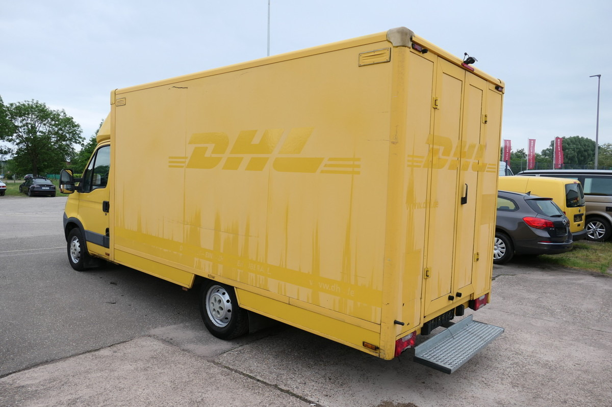 IVECO Daily 35 S11 C30C AUTOMATIK KAMERA MAXI Regale D - Furgoneta caja cerrada: foto 5 IVECO Daily 35 S11 C30C AUTOMATIK KAMERA MAXI Regale D - Furgoneta caja cerrada: foto 5