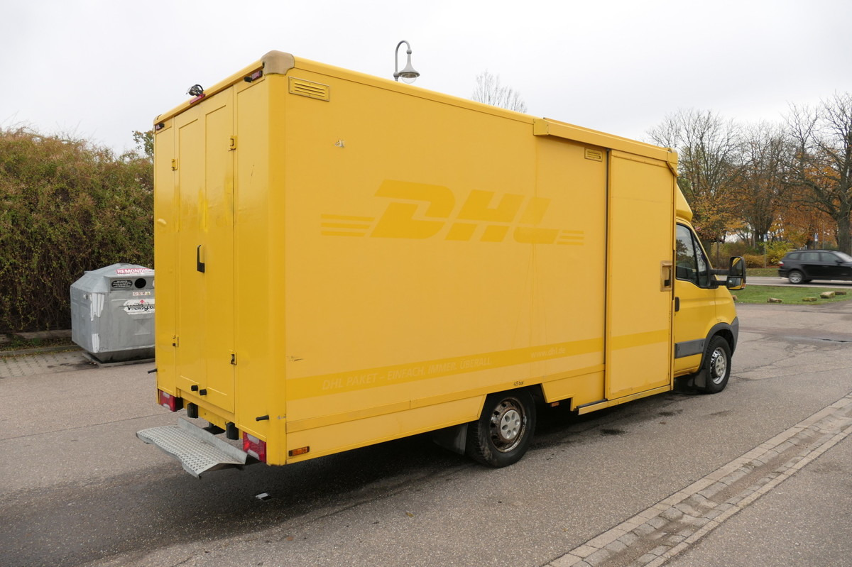 IVECO Daily 35 S11 C30C AUTOMATIK KAMERA MAXI Regale D - Furgoneta caja cerrada: foto 4 IVECO Daily 35 S11 C30C AUTOMATIK KAMERA MAXI Regale D - Furgoneta caja cerrada: foto 4