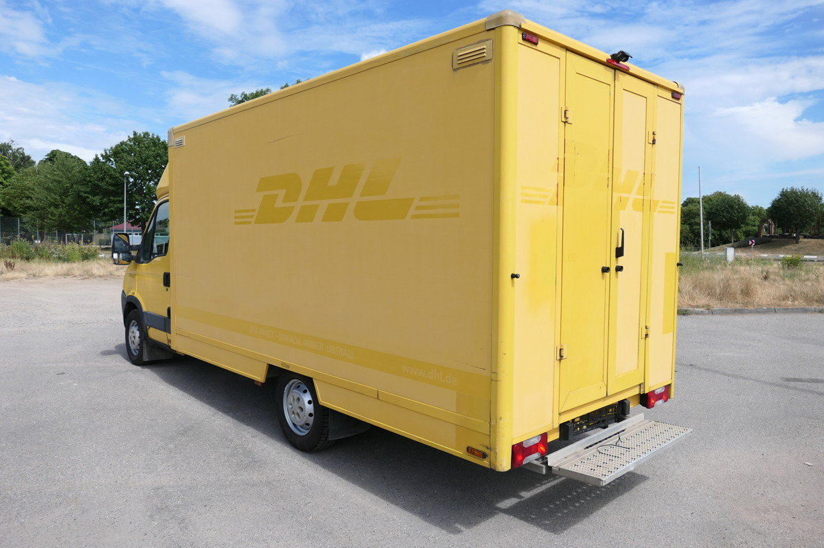 IVECO Daily 35 S11 C30C AUTOMATIK KAMERA Regale LUFT - Furgoneta caja cerrada: foto 5 IVECO Daily 35 S11 C30C AUTOMATIK KAMERA Regale LUFT - Furgoneta caja cerrada: foto 5