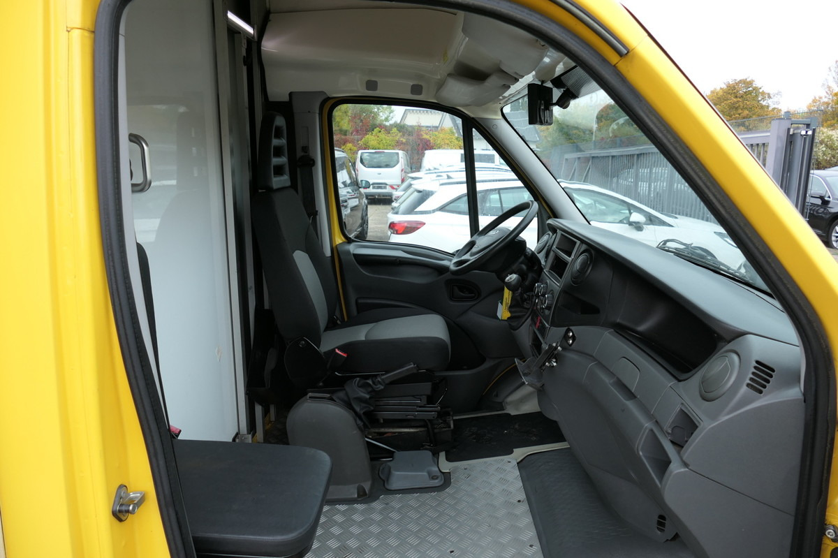 IVECO Daily 35 S11 C30C AUTOMATIK KAMERA Regale LUFT D - Furgoneta caja cerrada: foto 5 IVECO Daily 35 S11 C30C AUTOMATIK KAMERA Regale LUFT D - Furgoneta caja cerrada: foto 5