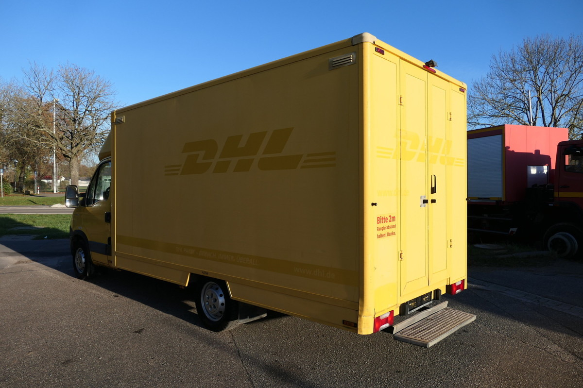 IVECO Daily 35 S11 C30C AUTOMATIK KAMERA Regale LUFT D - Furgoneta caja cerrada: foto 3 IVECO Daily 35 S11 C30C AUTOMATIK KAMERA Regale LUFT D - Furgoneta caja cerrada: foto 3