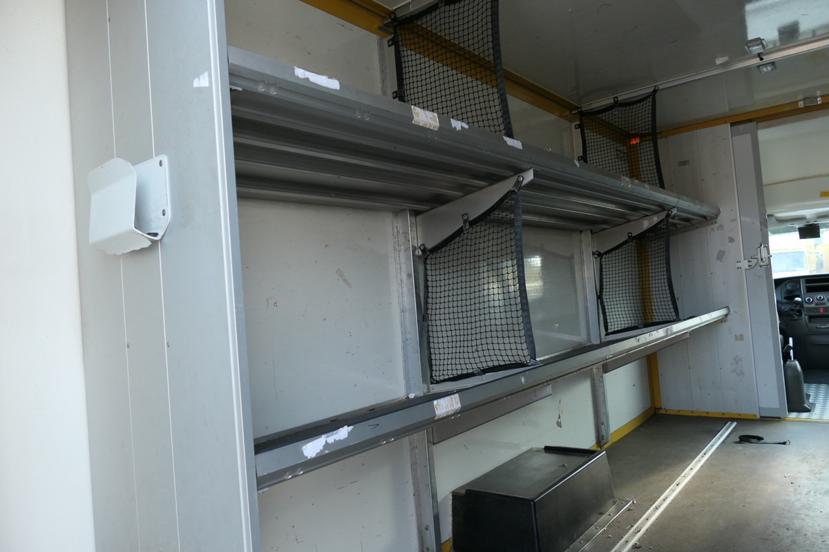 IVECO Daily 35 S11 C30C AUTOMATIK KAMERA Regale LUFT D - Furgoneta caja cerrada: foto 5 IVECO Daily 35 S11 C30C AUTOMATIK KAMERA Regale LUFT D - Furgoneta caja cerrada: foto 5