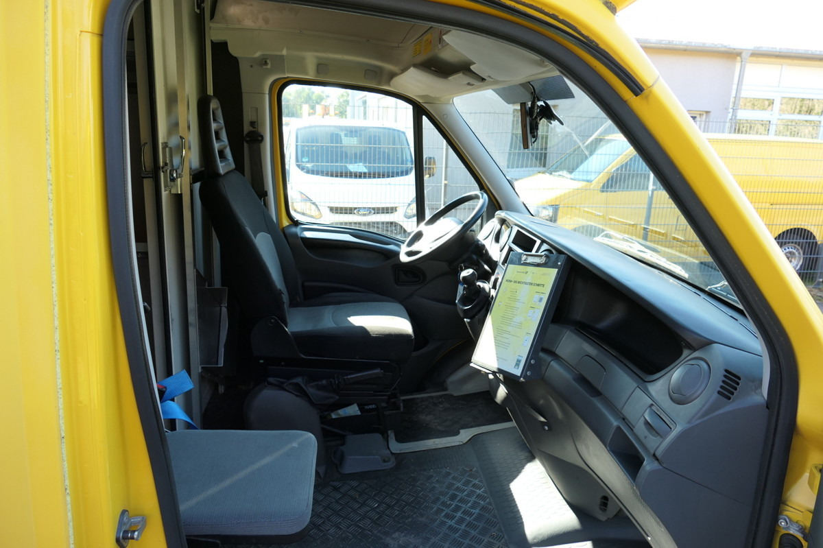 IVECO Daily 35 S11 C30C AUTOMATIK KAMERA Regale LUFT D - Furgoneta caja cerrada: foto 5 IVECO Daily 35 S11 C30C AUTOMATIK KAMERA Regale LUFT D - Furgoneta caja cerrada: foto 5