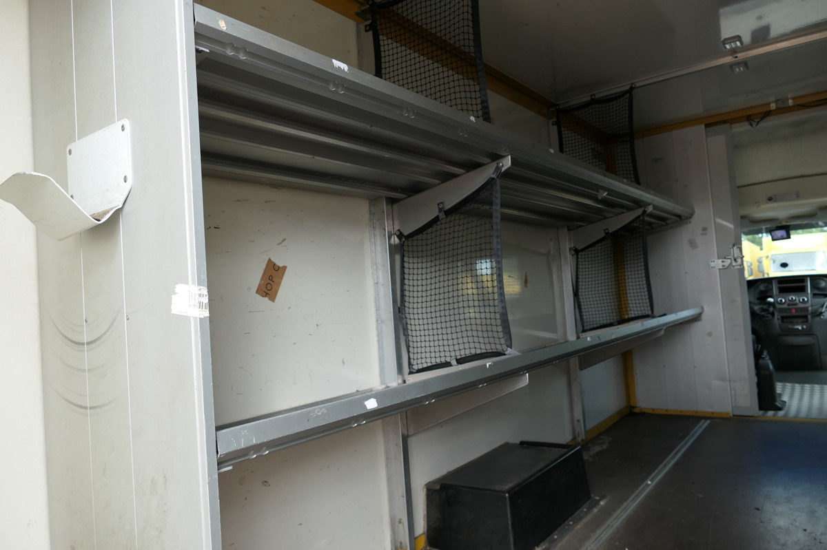 IVECO Daily 35 S11 C30C AUTOMATIK KAMERA Regale LUFT D - Furgoneta caja cerrada: foto 5 IVECO Daily 35 S11 C30C AUTOMATIK KAMERA Regale LUFT D - Furgoneta caja cerrada: foto 5