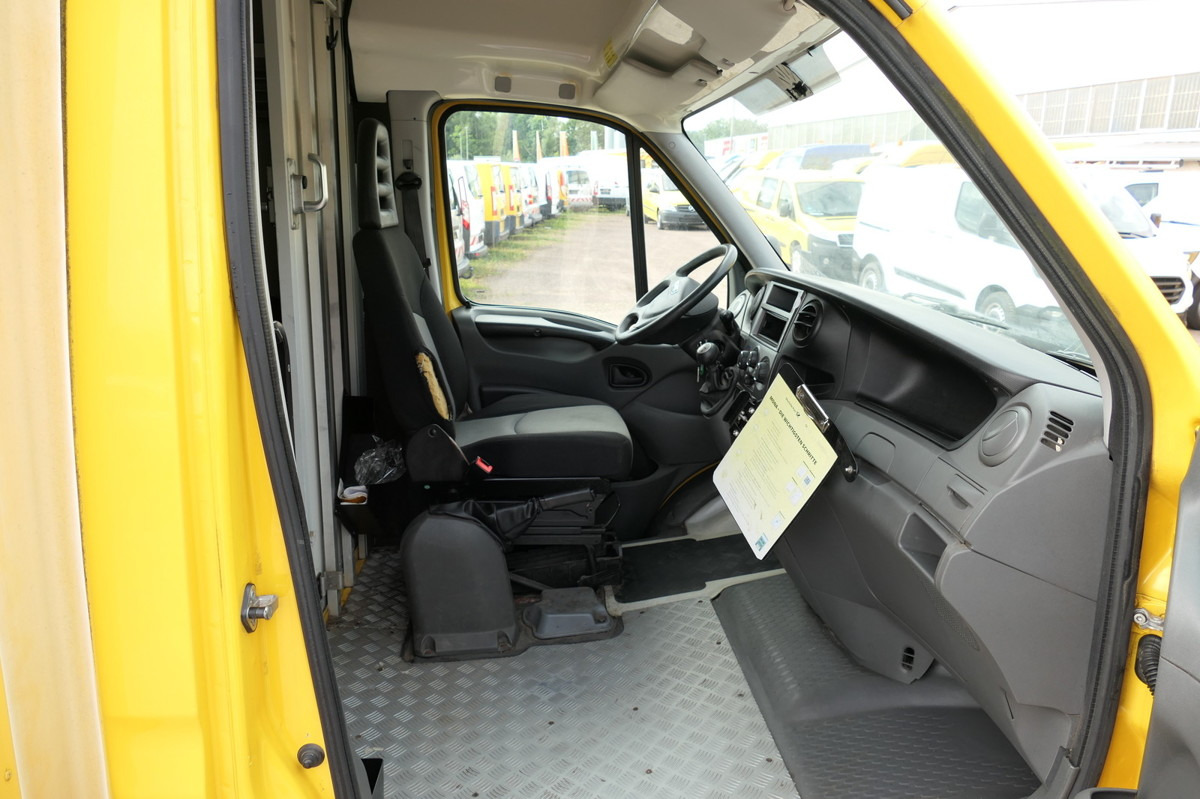 IVECO Daily 35 S11 C30C AUTOMATIK KAMERA Regale LUFT D - Furgoneta caja cerrada: foto 5 IVECO Daily 35 S11 C30C AUTOMATIK KAMERA Regale LUFT D - Furgoneta caja cerrada: foto 5