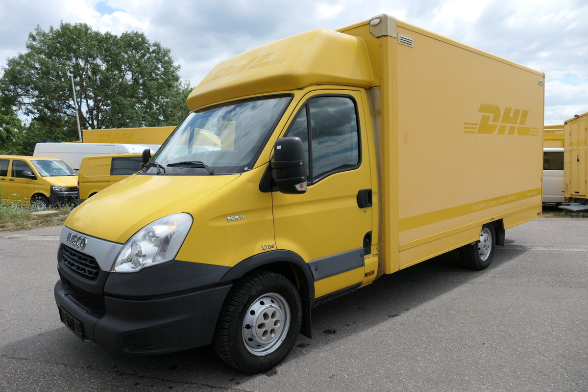 IVECO Daily 35 S11 C30C AUTOMATIK KAMERA Regale LUFT D - Furgoneta caja cerrada: foto 1 IVECO Daily 35 S11 C30C AUTOMATIK KAMERA Regale LUFT D - Furgoneta caja cerrada: foto 1