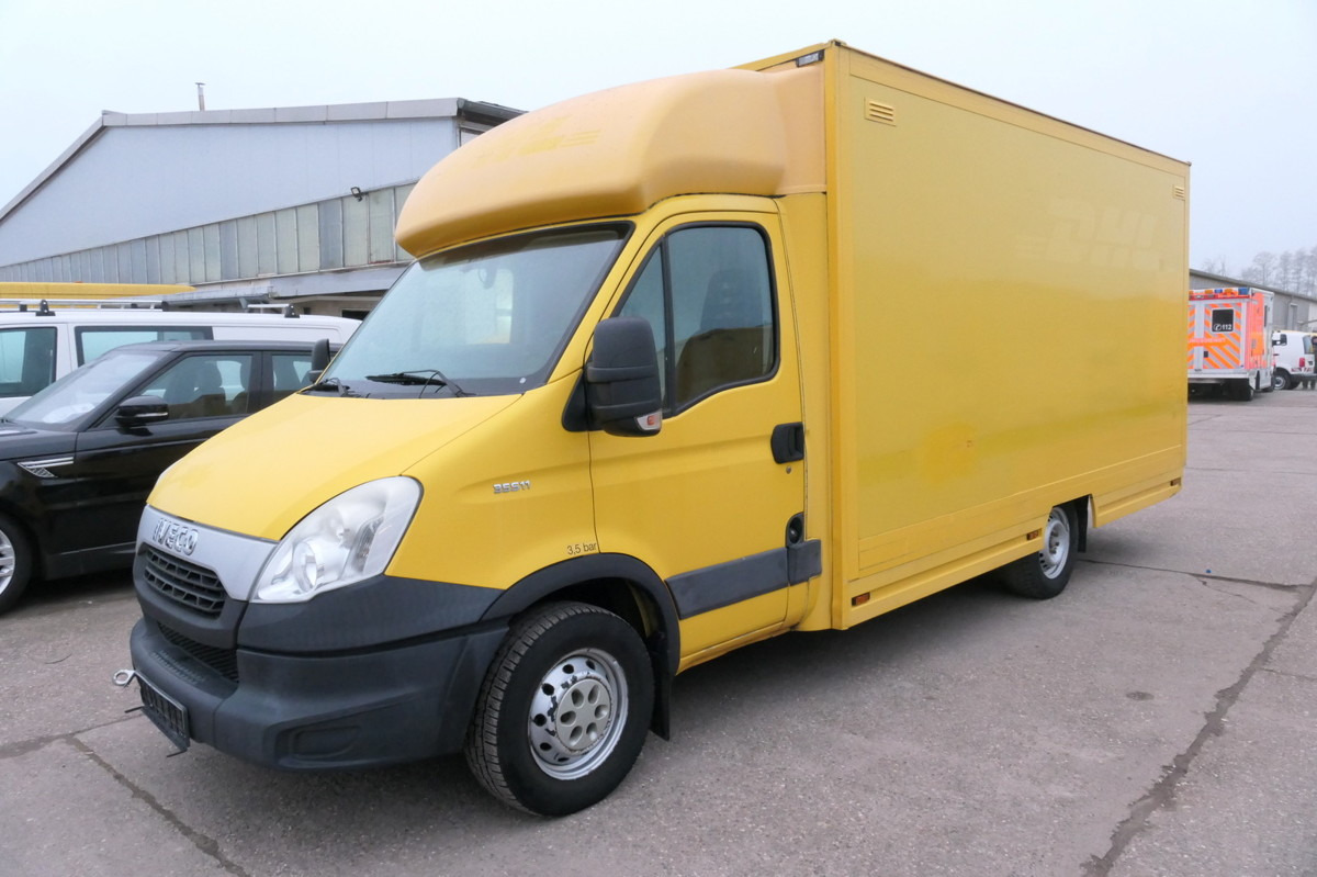 IVECO Daily 35 S11 C30C AUTOMATIK KAMERA Regale LUFT D - Furgoneta caja cerrada: foto 1 IVECO Daily 35 S11 C30C AUTOMATIK KAMERA Regale LUFT D - Furgoneta caja cerrada: foto 1