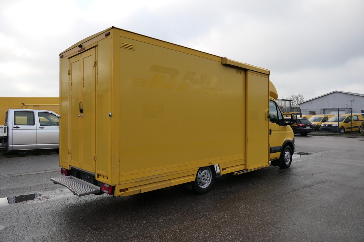 IVECO Daily 35 S11 C30C KURZ AUTOMATIK KAMERA Regale L - Furgoneta caja cerrada: foto 3 IVECO Daily 35 S11 C30C KURZ AUTOMATIK KAMERA Regale L - Furgoneta caja cerrada: foto 3