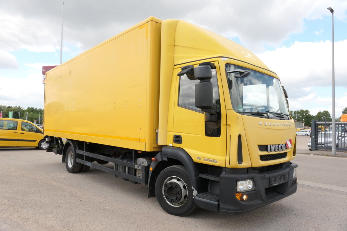 IVECO EuroCargo ML 120 E 28 - Camión caja cerrada: foto 1 IVECO EuroCargo ML 120 E 28 - Camión caja cerrada: foto 1