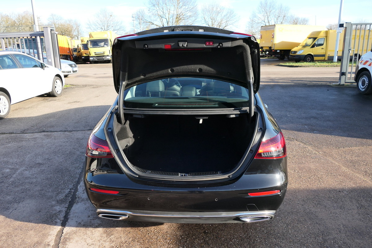 Sedan MERCEDES-BENZ E 220 d AVANTGARDE KLIMA: foto 7 Sedan MERCEDES-BENZ E 220 d AVANTGARDE KLIMA: foto 7