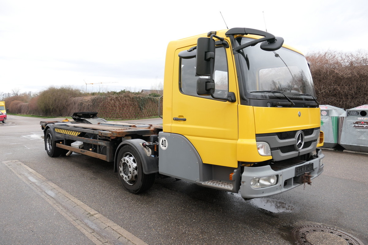 MERCEDES-BENZ KAMAG WBH 25 Wiesel Terberg Umsetzfahrz. Sattelk - Camión portacontenedore/ Intercambiable: foto 3 MERCEDES-BENZ KAMAG WBH 25 Wiesel Terberg Umsetzfahrz. Sattelk - Camión portacontenedore/ Intercambiable: foto 3