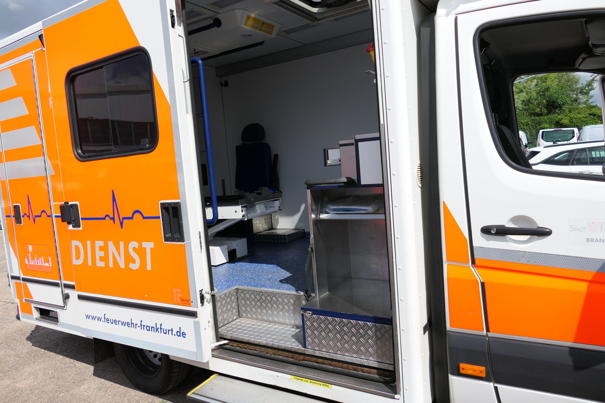 Ambulancia MERCEDES-BENZ Sprinter 519 CDI Klima Krankenwagen Fahrtec Aufb: foto 10