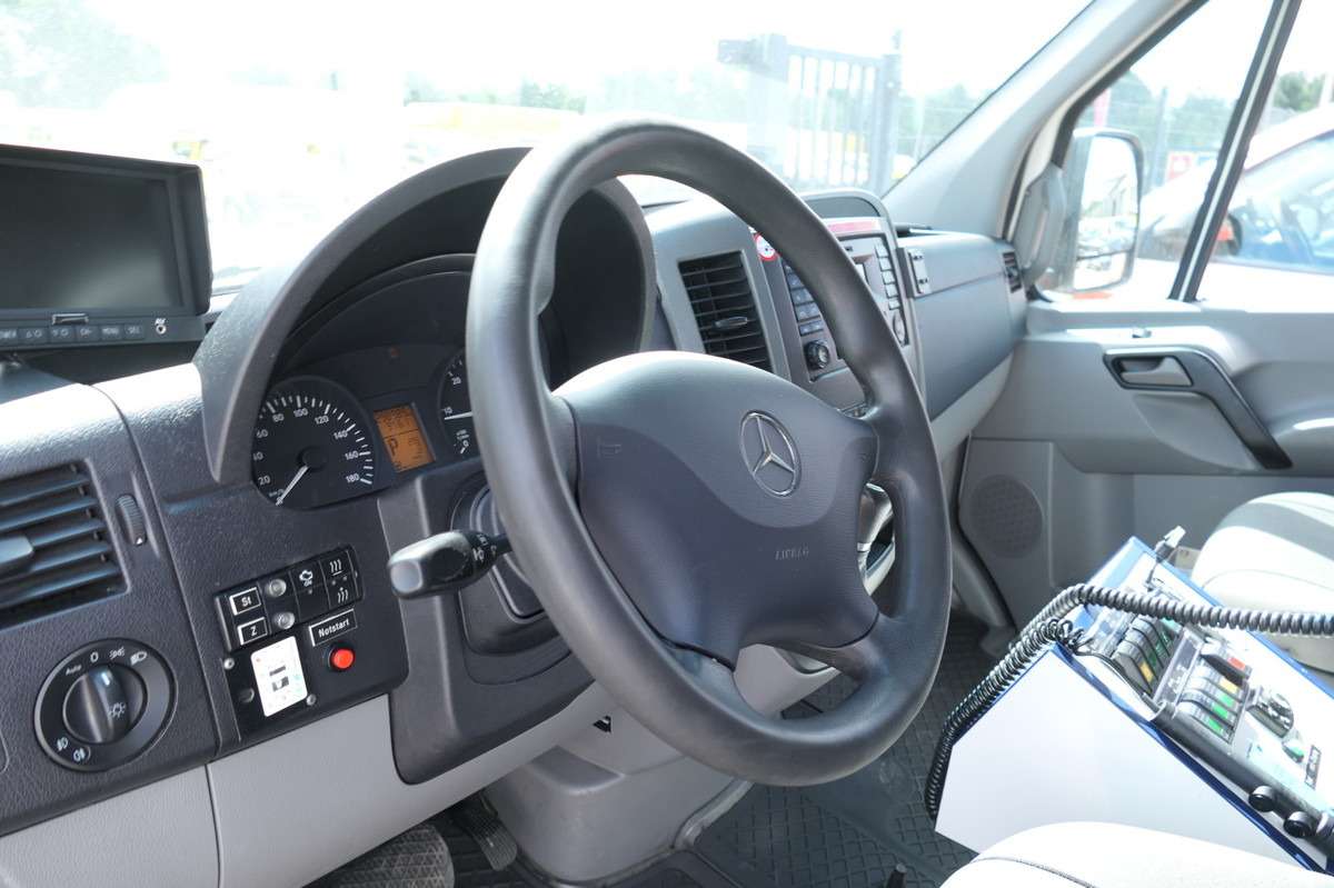 Ambulancia MERCEDES-BENZ Sprinter 519 CDI Klima Krankenwagen Fahrtec Aufb: foto 15