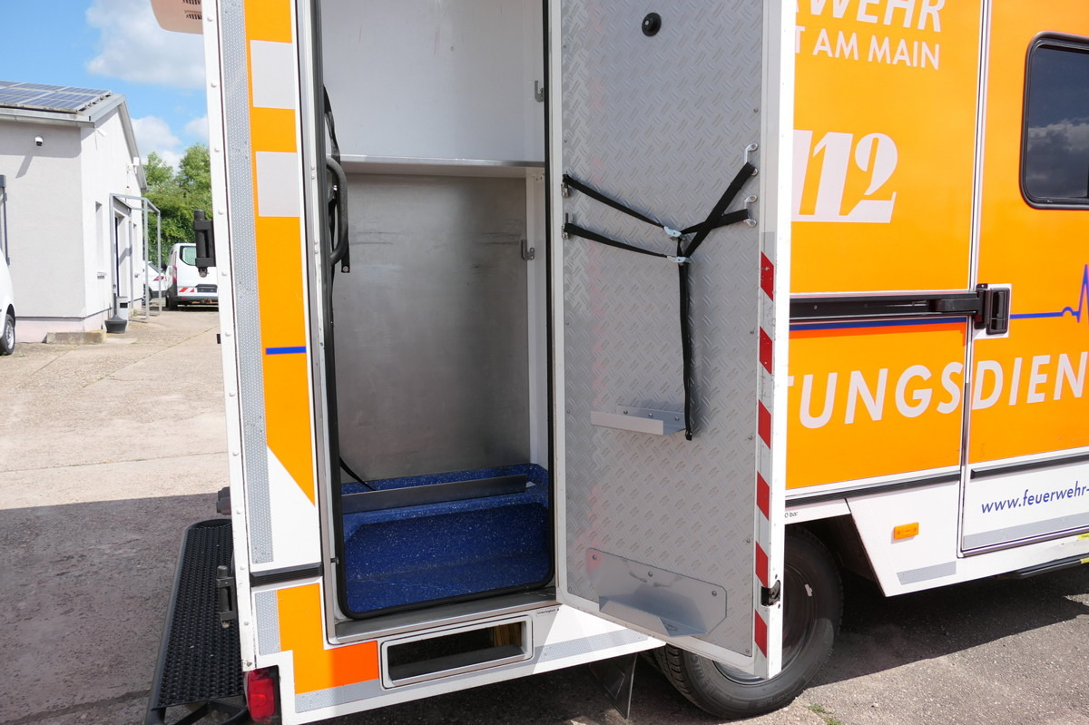 Ambulancia MERCEDES-BENZ Sprinter 519 CDI Klima Krankenwagen Fahrtec Aufb: foto 9