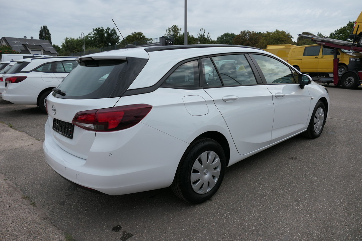 OPEL Astra Sports Tourer 1.5 CDTI KLIMA - Coche familiar: foto 3 OPEL Astra Sports Tourer 1.5 CDTI KLIMA - Coche familiar: foto 3