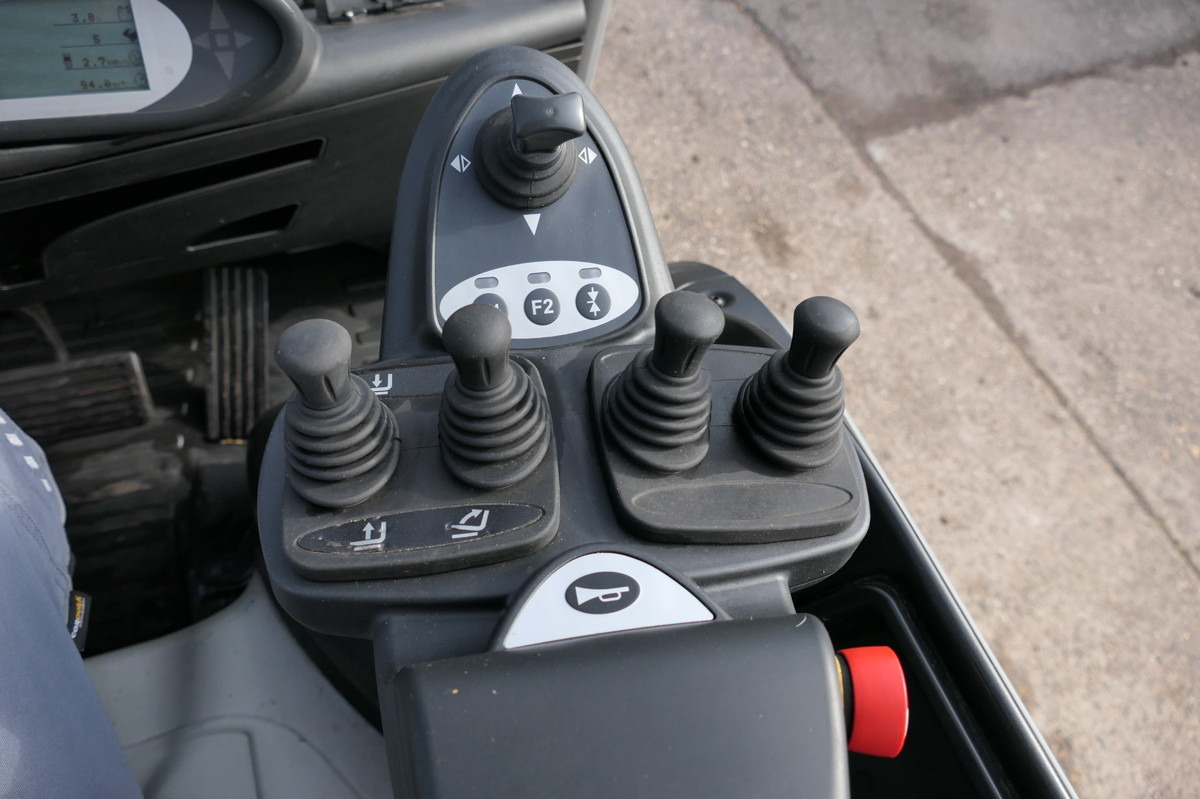 Carretilla elevadora transportable STILL RX 20-18P/H 4-RAD DUPLEX 4-VENTIL: foto 8 Carretilla elevadora transportable STILL RX 20-18P/H 4-RAD DUPLEX 4-VENTIL: foto 8