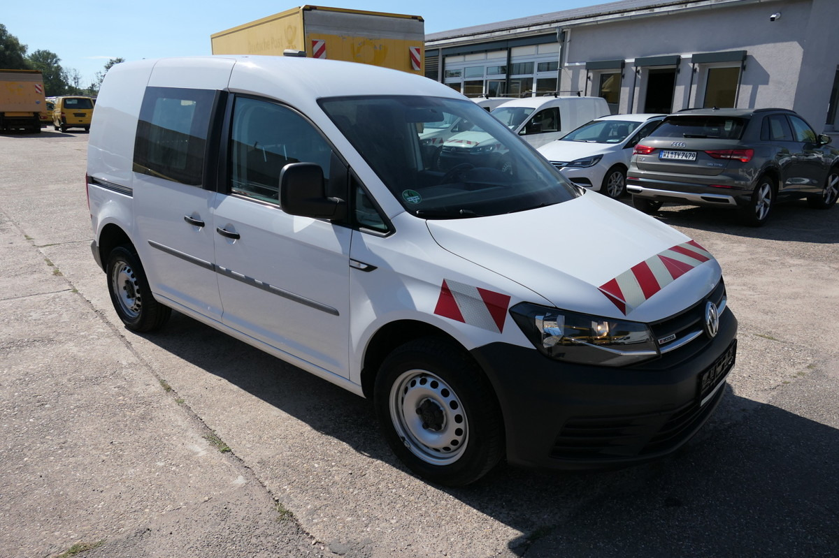 VW Caddy 2.0 TDI 4Motion 2-Sitzer Klima Tempomat W - Furgoneta pequeña: foto 3 VW Caddy 2.0 TDI 4Motion 2-Sitzer Klima Tempomat W - Furgoneta pequeña: foto 3