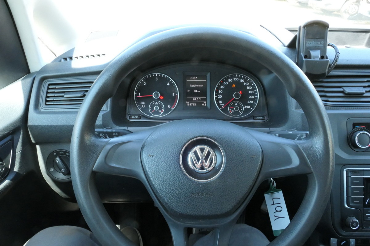 Furgoneta pequeña VW Caddy 2.0 TDI 4Motion Klima Werkstatteinbauten T: foto 12