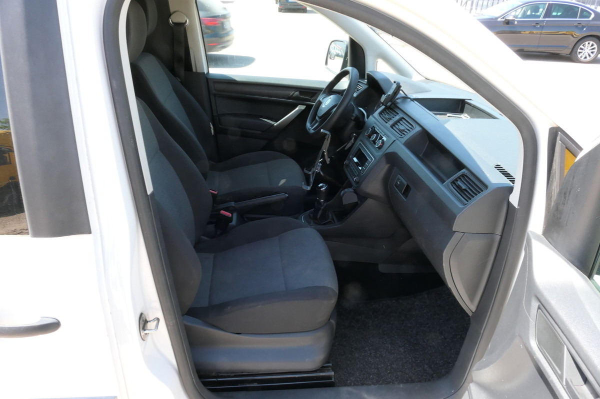 Furgoneta pequeña VW Caddy 2.0 TDI 4Motion Klima Werkstatteinbauten T: foto 6