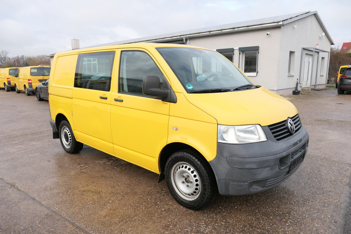 VW T5 Transporter 1.9 TDI PARKTRONIK 2xSCHIEBETÜR - Furgoneta pequeña: foto 2 VW T5 Transporter 1.9 TDI PARKTRONIK 2xSCHIEBETÜR - Furgoneta pequeña: foto 2
