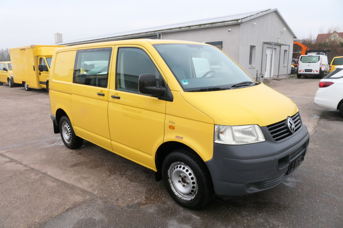 VW T5 Transporter 1.9 TDI PARKTRONIK 2xSCHIEBETÜR - Furgoneta pequeña: foto 3 VW T5 Transporter 1.9 TDI PARKTRONIK 2xSCHIEBETÜR - Furgoneta pequeña: foto 3