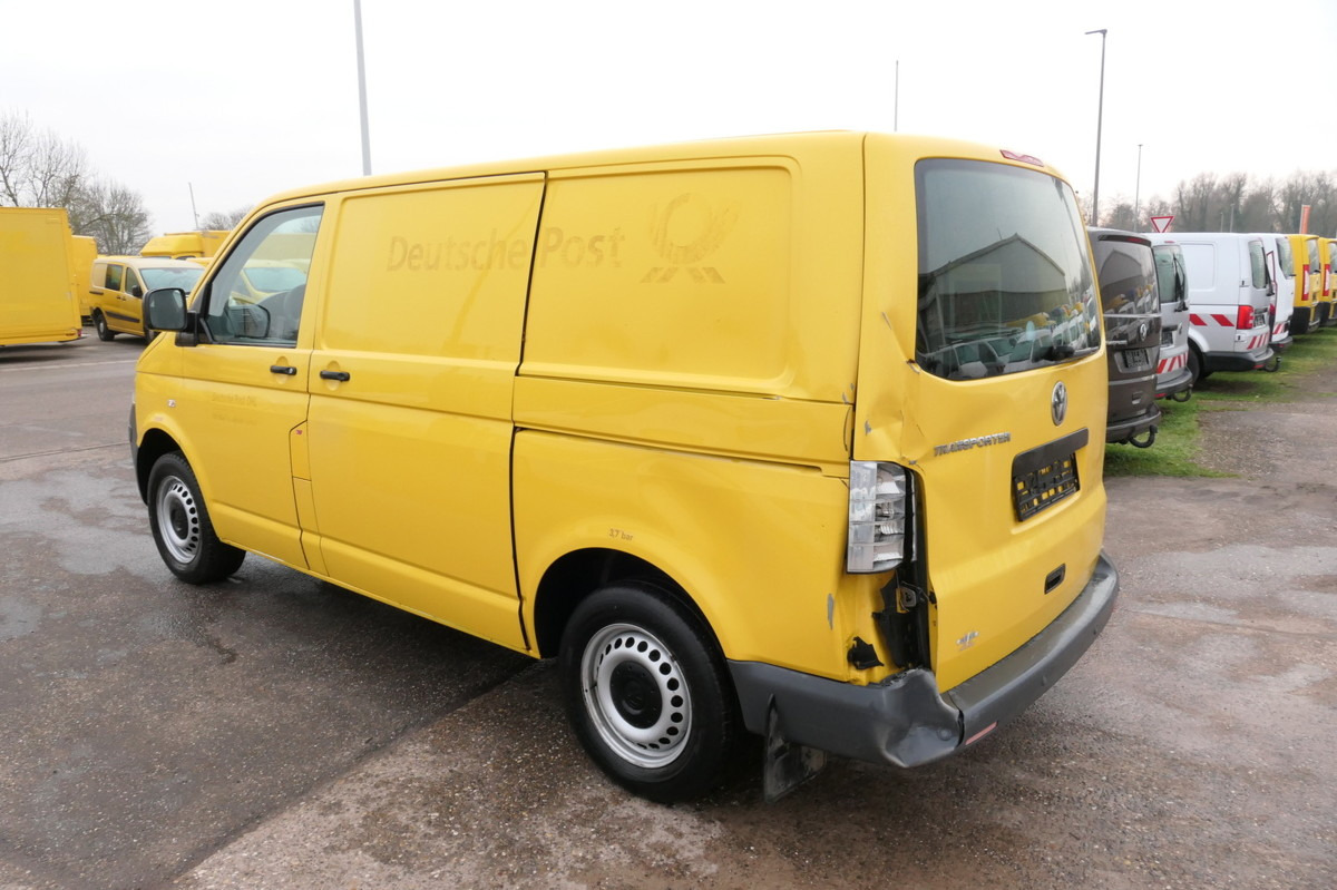 VW T5 Transporter 1.9 TDI PARKTRONIK 2xSCHIEBETÜR S - Furgoneta pequeña: foto 5 VW T5 Transporter 1.9 TDI PARKTRONIK 2xSCHIEBETÜR S - Furgoneta pequeña: foto 5