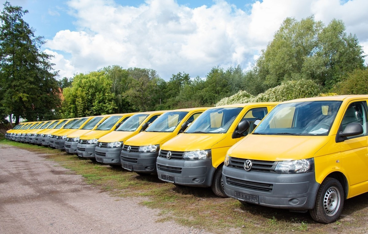 VW T5 Transporter 2.0 TDI 2-Sitzer Flügeltür EURO5 - Furgoneta pequeña: foto 1 VW T5 Transporter 2.0 TDI 2-Sitzer Flügeltür EURO5 - Furgoneta pequeña: foto 1