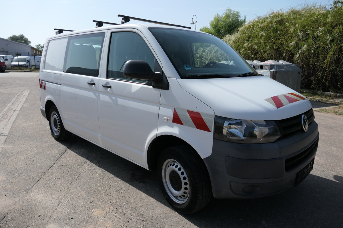 VW T5 Transporter 2.0 TDI 4Motion 3Sitzer AHK KLIMA - Furgoneta pequeña: foto 3 VW T5 Transporter 2.0 TDI 4Motion 3Sitzer AHK KLIMA - Furgoneta pequeña: foto 3