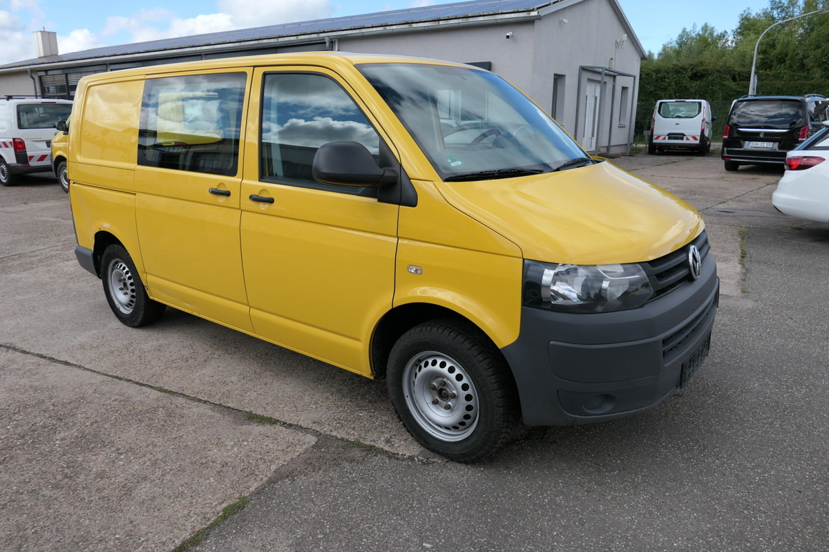 VW T5 Transporter 2.0 TDI PARKTRONIK EURO-5 2xSCHIE - Furgoneta pequeña: foto 2 VW T5 Transporter 2.0 TDI PARKTRONIK EURO-5 2xSCHIE - Furgoneta pequeña: foto 2