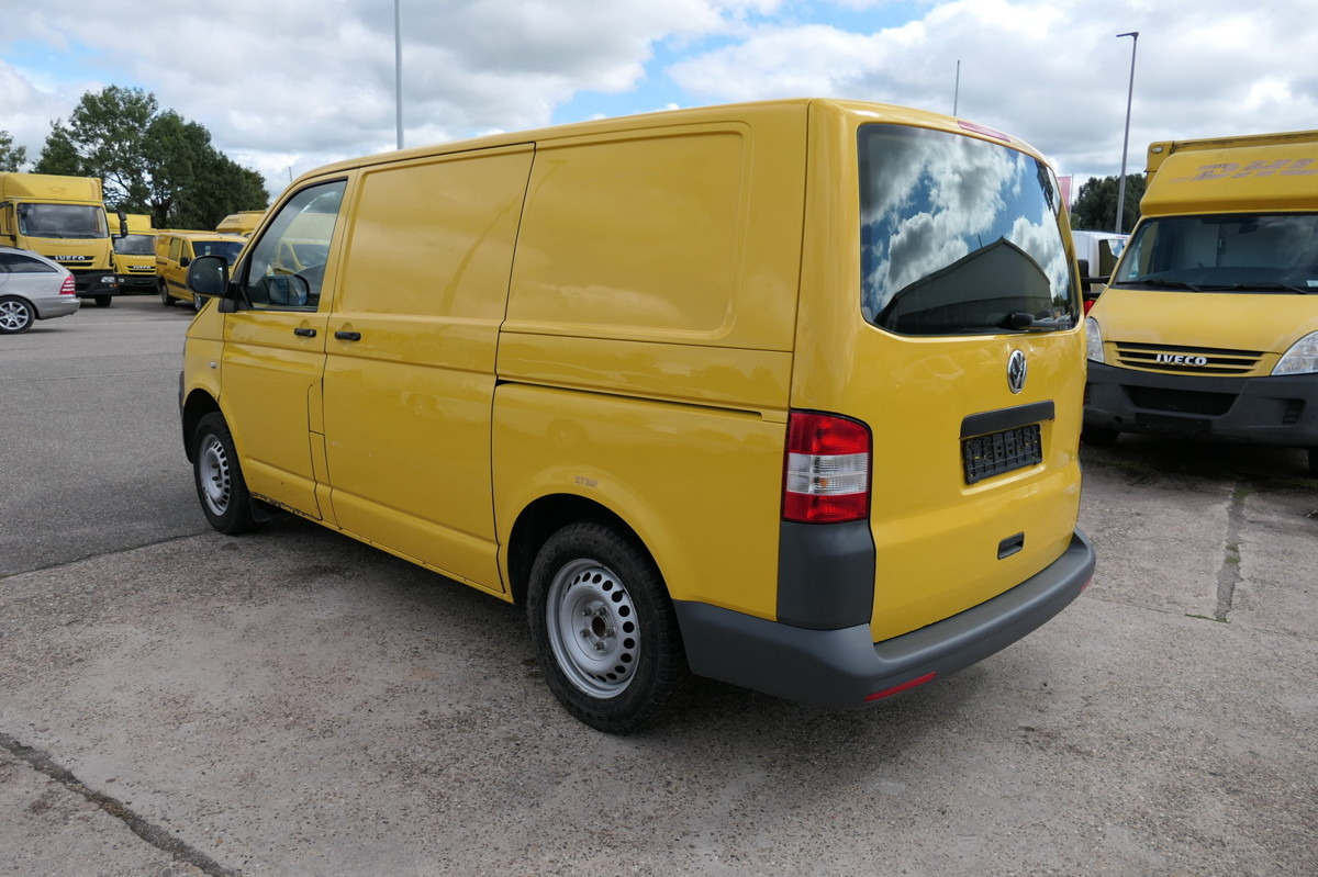 VW T5 Transporter 2.0 TDI PARKTRONIK EURO-5 2xSCHIE - Furgoneta pequeña: foto 4 VW T5 Transporter 2.0 TDI PARKTRONIK EURO-5 2xSCHIE - Furgoneta pequeña: foto 4