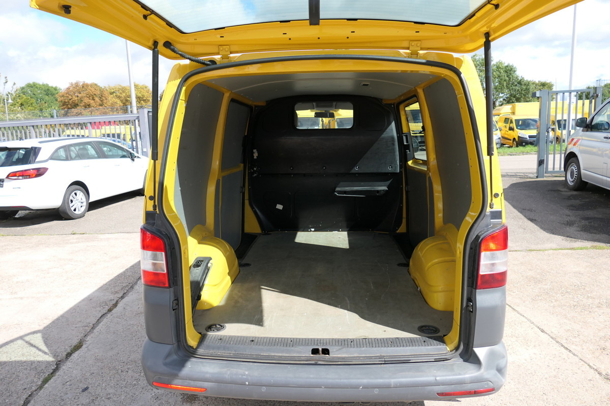 VW T5 Transporter 2.0 TDI PARKTRONIK EURO-5 2xSCHIE - Furgoneta pequeña: foto 5 VW T5 Transporter 2.0 TDI PARKTRONIK EURO-5 2xSCHIE - Furgoneta pequeña: foto 5