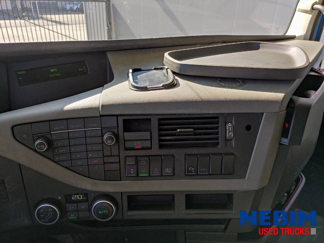 Volvo FH 500 6x4 - Hydraulic system - Cabeza tractora: foto 4 Volvo FH 500 6x4 - Hydraulic system - Cabeza tractora: foto 4