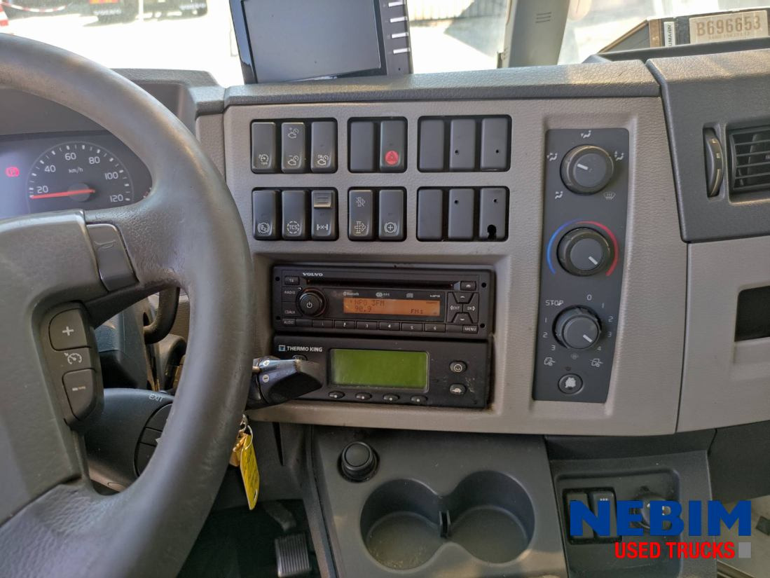 Camión frigorífico Volvo FL 280 4x2 Engine problem: foto 6
