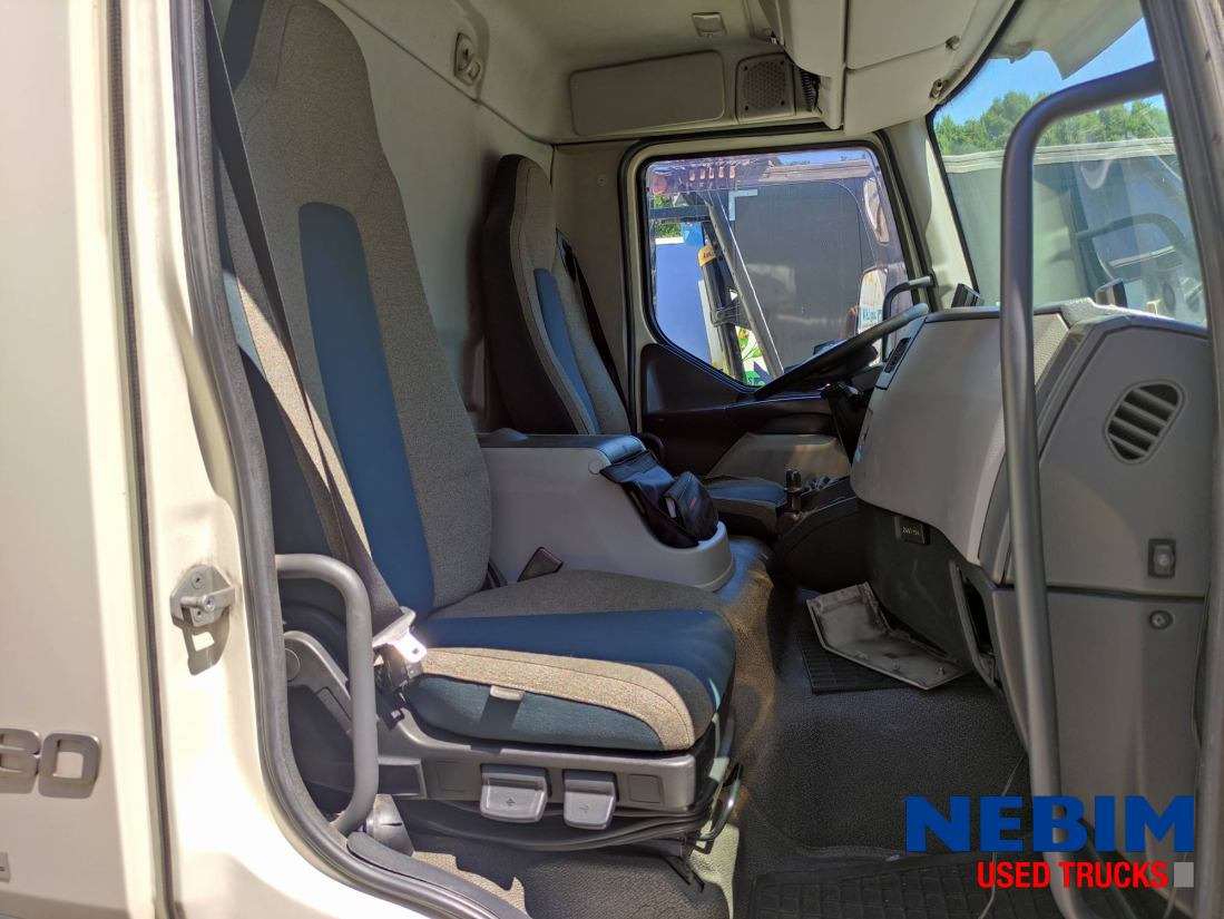 Camión frigorífico Volvo FL 280 4x2 Engine problem: foto 9