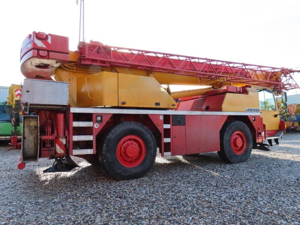 Liebherr LTM 1030-2.1 - Grúa todo terreno: foto 3 Liebherr LTM 1030-2.1 - Grúa todo terreno: foto 3