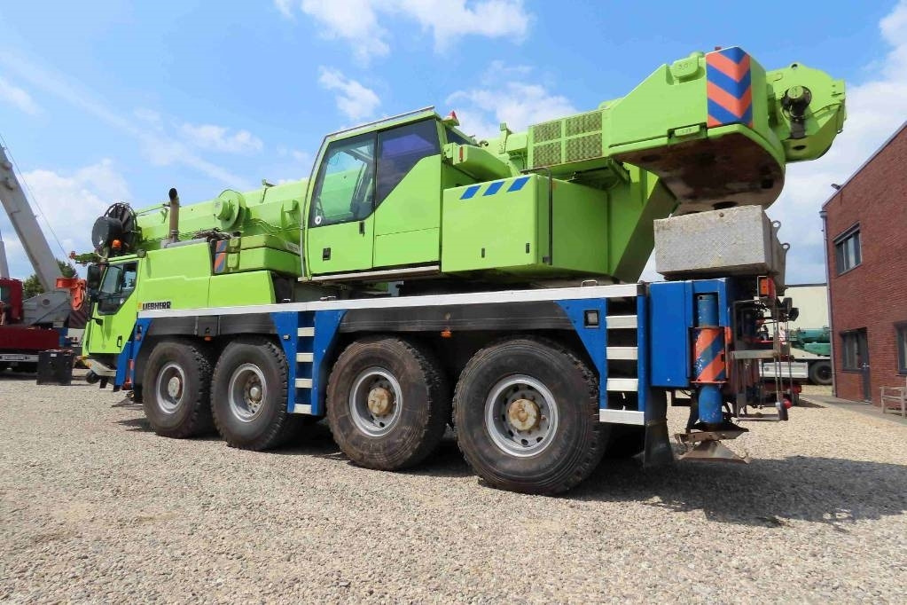 Liebherr LTM 1070-4.1 - Grúa todo terreno: foto 4 Liebherr LTM 1070-4.1 - Grúa todo terreno: foto 4