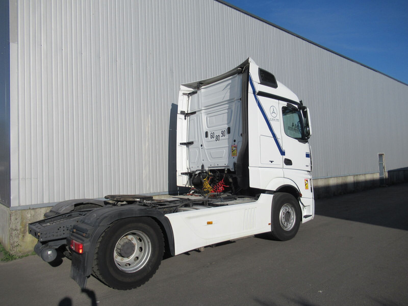 Mercedes-Benz Actros 1851 - Cabeza tractora: foto 4 Mercedes-Benz Actros 1851 - Cabeza tractora: foto 4