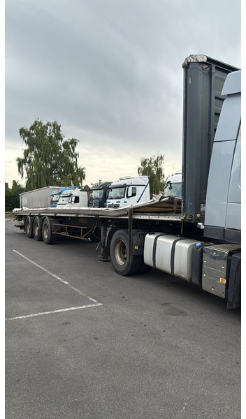 Fruehauf - Semirremolque plataforma/ Caja abierta: foto 2 Fruehauf - Semirremolque plataforma/ Caja abierta: foto 2