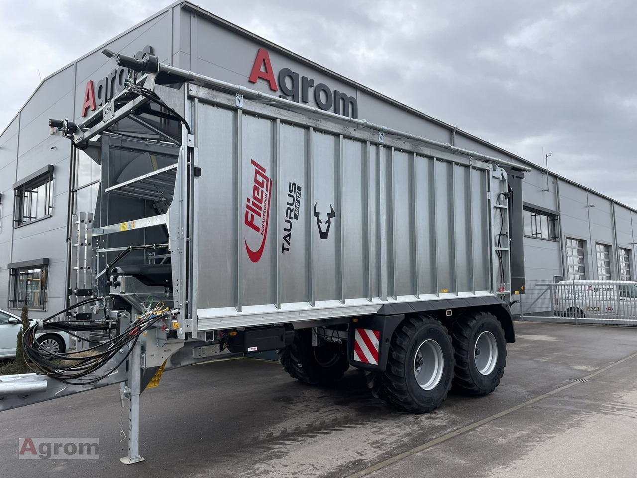 Fliegl ASW 271 TAURUS - Remolque agrícola: foto 1 Fliegl ASW 271 TAURUS - Remolque agrícola: foto 1