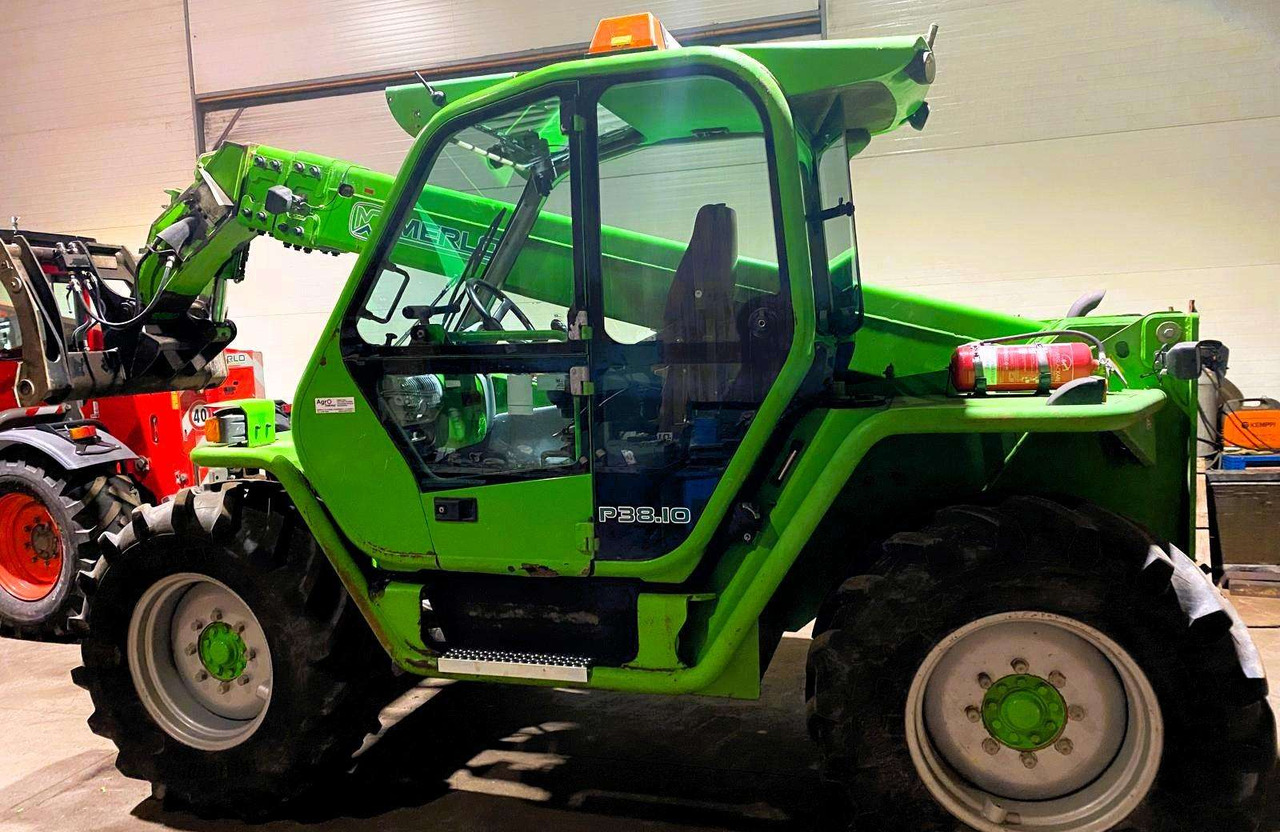 Merlo P38.10 Turbo Farmer - Soplador de nieve: foto 4 Merlo P38.10 Turbo Farmer - Soplador de nieve: foto 4