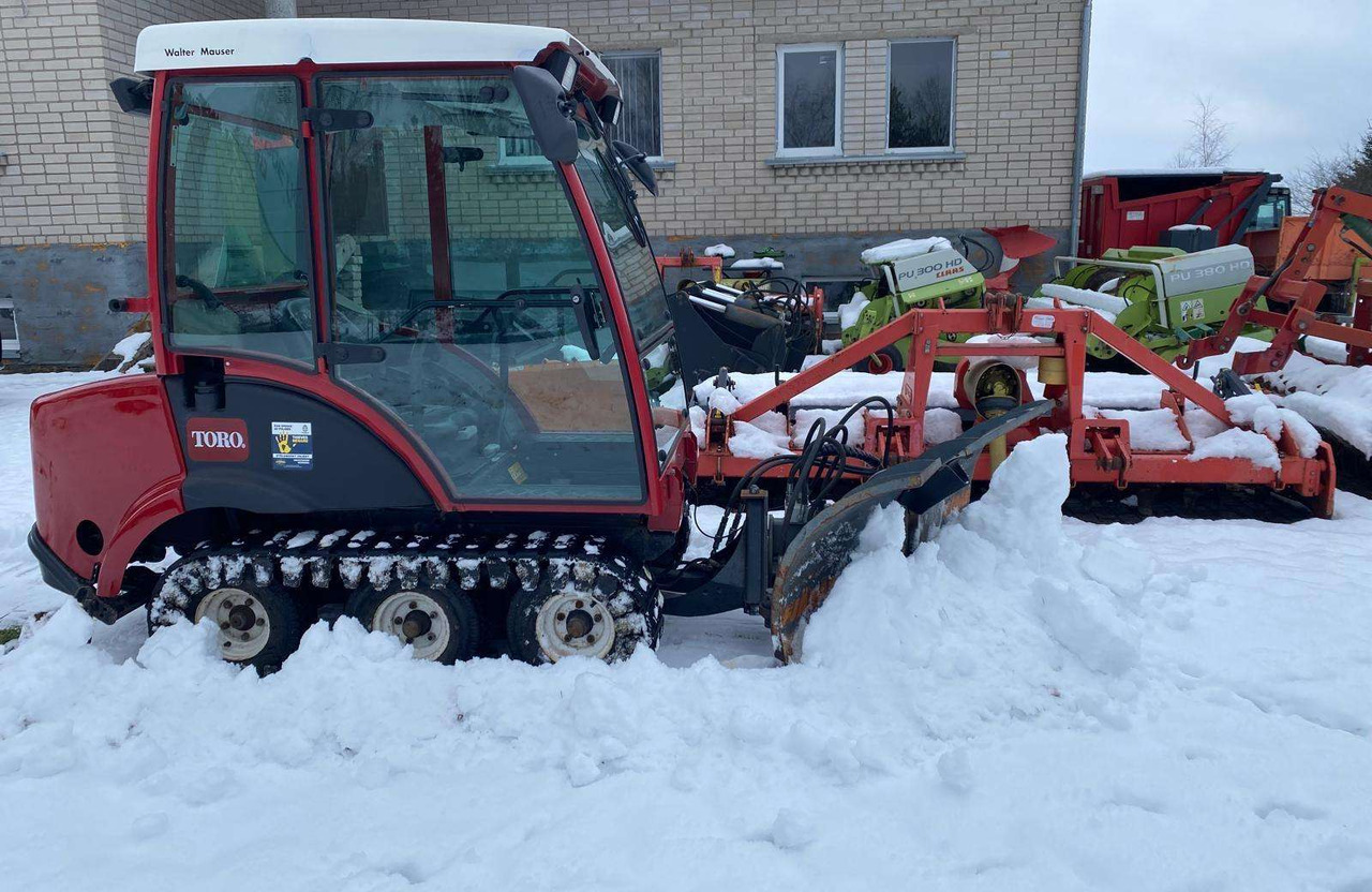 TORO Groundmaster 7200 - Tractor: foto 1 TORO Groundmaster 7200 - Tractor: foto 1