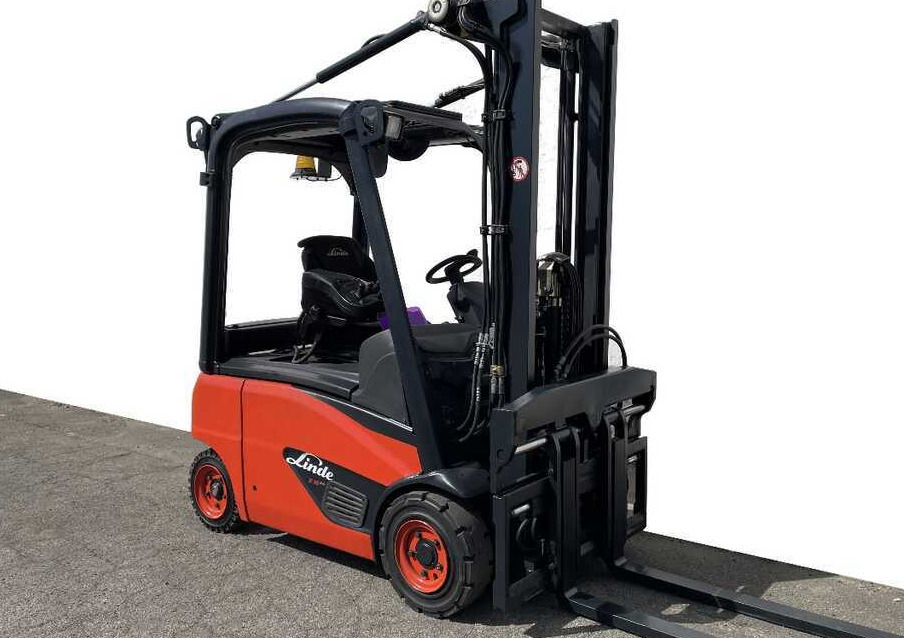 Linde E 16 P-02 - Carretilla elevadora eléctrica: foto 1 Linde E 16 P-02 - Carretilla elevadora eléctrica: foto 1