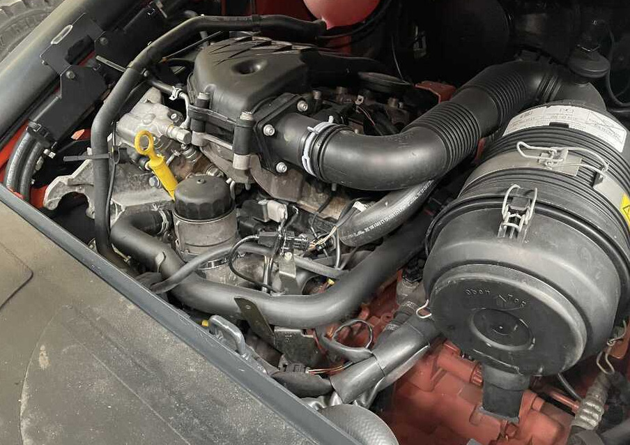 Linde H 25 D-02 - Carretilla elevadora diésel: foto 5 Linde H 25 D-02 - Carretilla elevadora diésel: foto 5