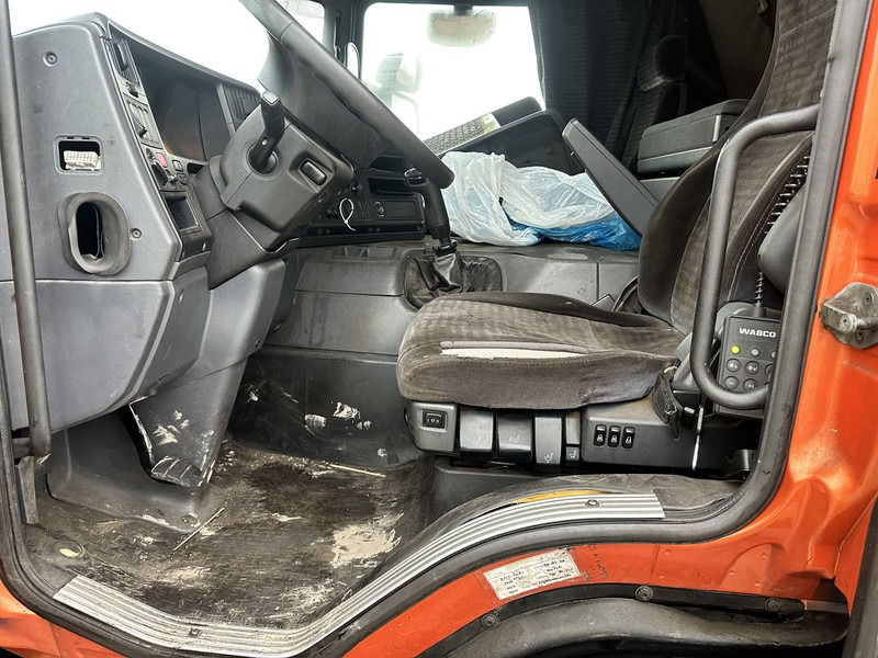 Scania P340 - Cabeza tractora: foto 4 Scania P340 - Cabeza tractora: foto 4